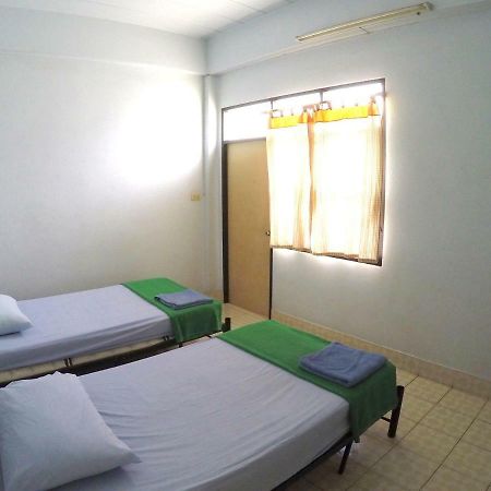 Fame Guesthouse Chumphon Eksteriør bilde