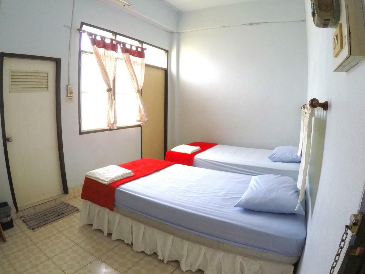 Fame Guesthouse Chumphon Eksteriør bilde